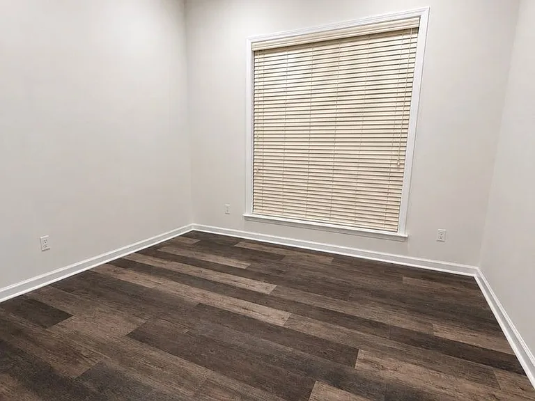 705 Evanwood Dr — Photo 22
