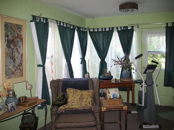 3rd image of 491 East Ave N