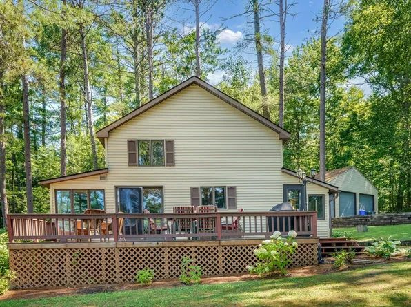 37 Caret Lane, Belgrade, ME 04917