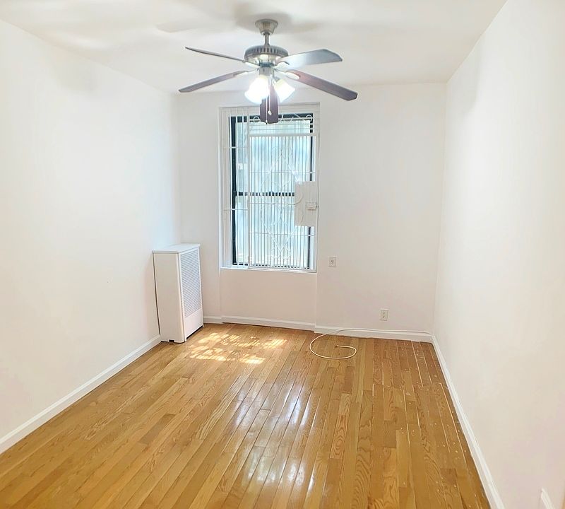 1st image of 2168 35th St APT 1G
