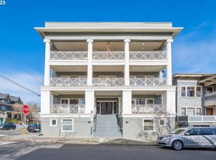 2387 NW Northrup St APT 2, Portland, OR
