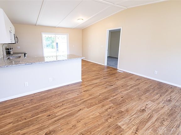 2nd image of 1044 Grissom Ave