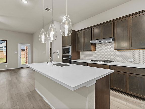 4th image of 9624 Mount Brewer Ln