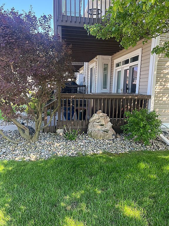 5463 Bayshore Rd, Oregon, OH 43616 Zillow