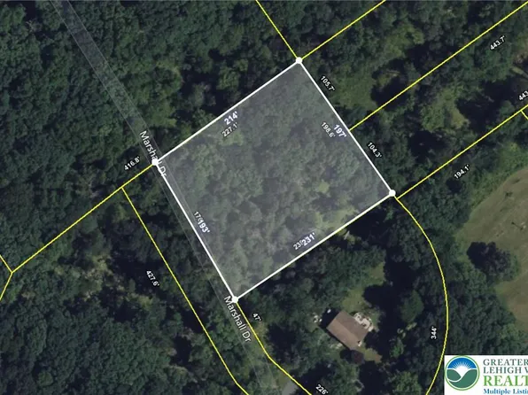 Marshall Dr, Stroudsburg, PA 18360