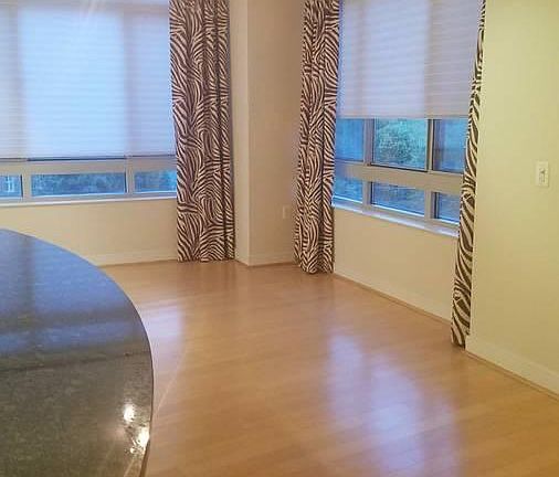 3rd image of 820 N Pollard St APT 506
