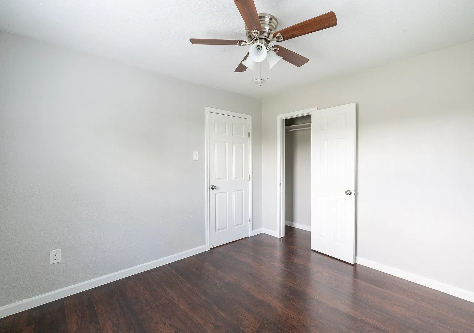 2501 Delano Street — Photo 3