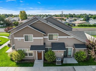 1925 W Bella Ln, Nampa, ID 83651