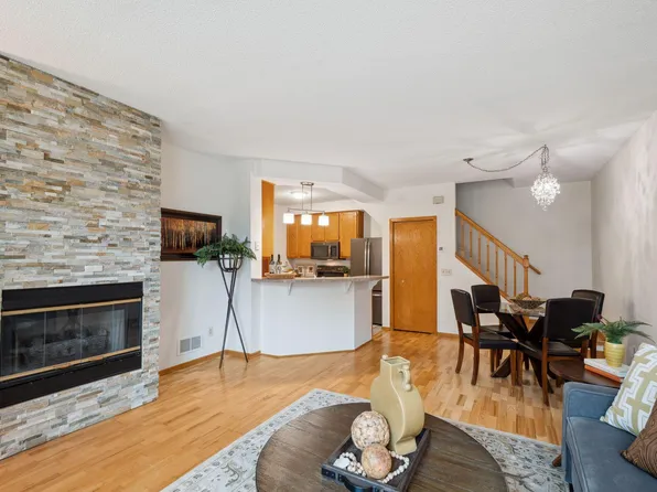 15309 Greenhaven Ln APT 111, Burnsville, MN 55306