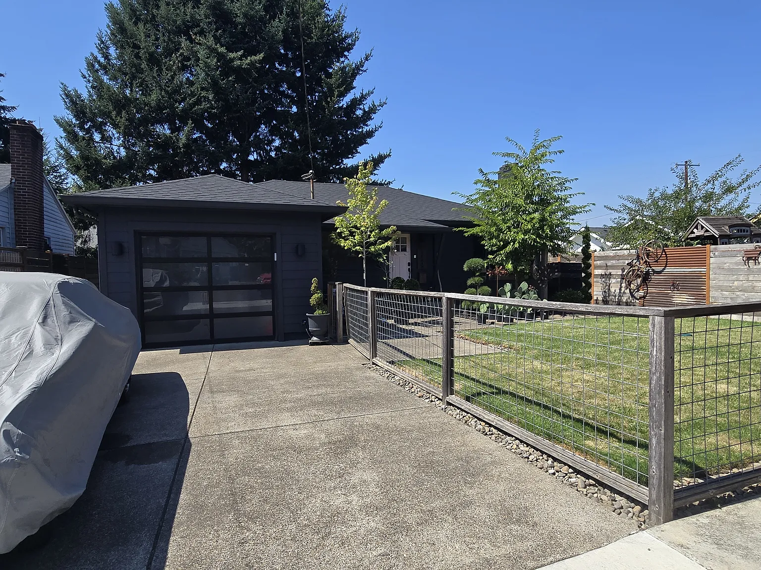 3 bed, 928 sqft, $2,800 — Photo 1