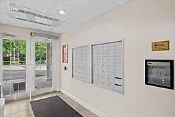 8 Crowninshield St #210 — Photo 23