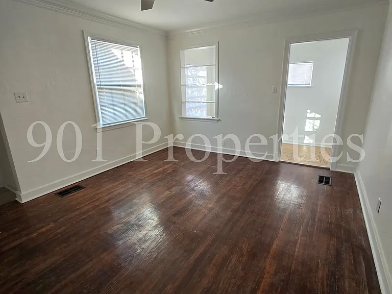 3708 Park Ave — Photo 4