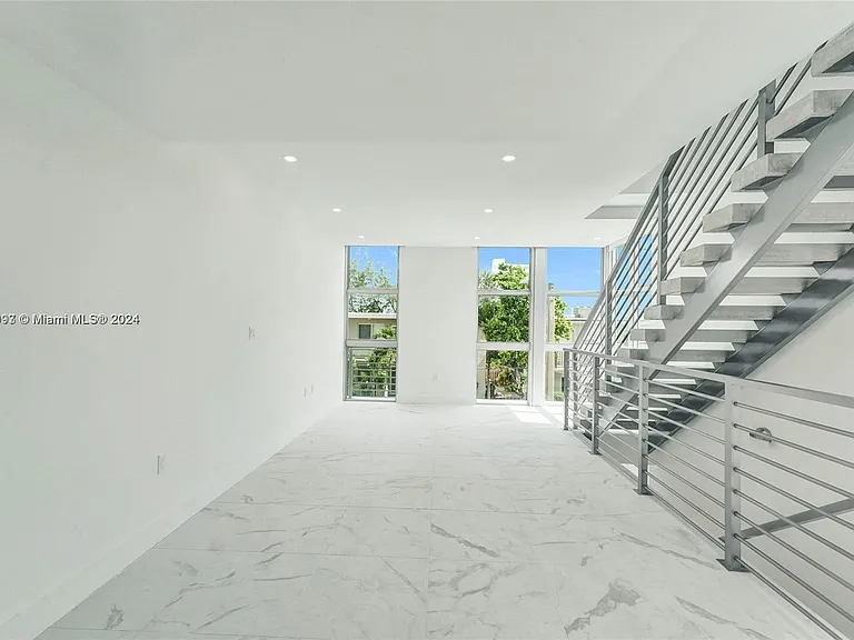 7645 Carlyle Ave #2 — Photo 6