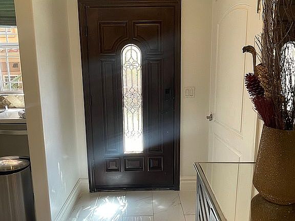 2nd image of 4110 La Crescenta Ave APT 105