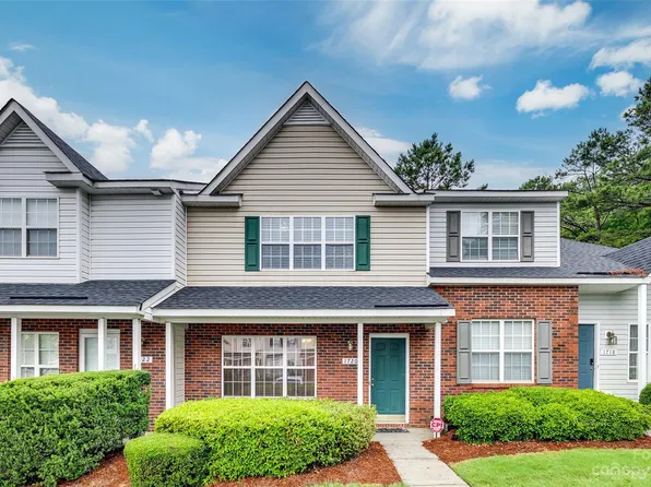 1720 Forest Side Ln, Charlotte, NC 28213