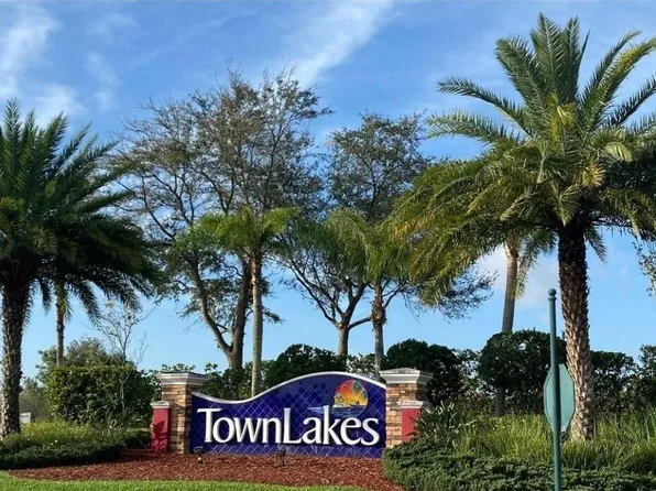 18168 Horizon View Blvd, Lehigh Acres, FL 33936
