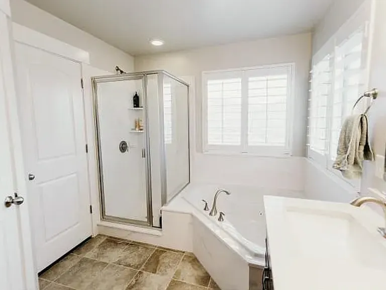 4202 N 400 W — Photo 10