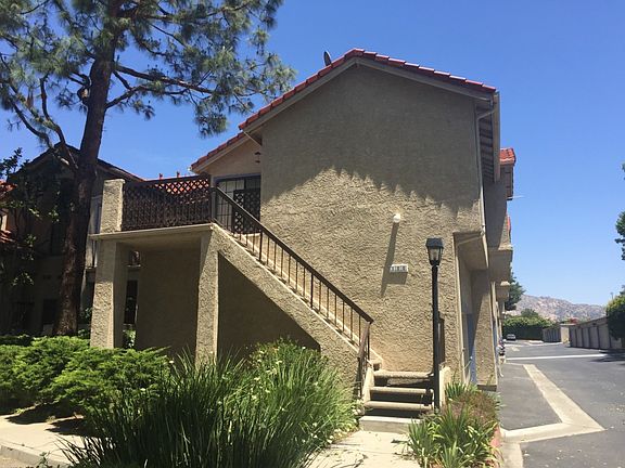 2nd image of 2304 Archwood Ln Unit 100