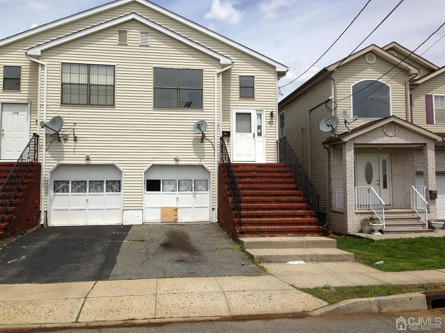 311 Harris St photo 1