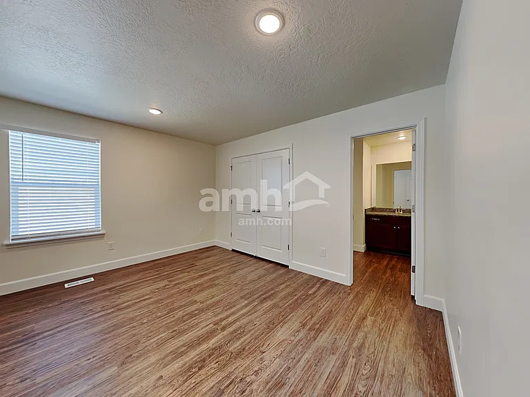 2293 E Frontier St — Photo 14