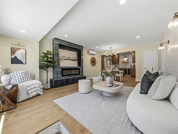 2nd image of 1873 Homeworth Dr