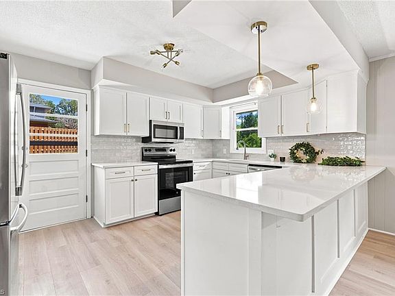 2nd image of 3539 New Walkertown Rd