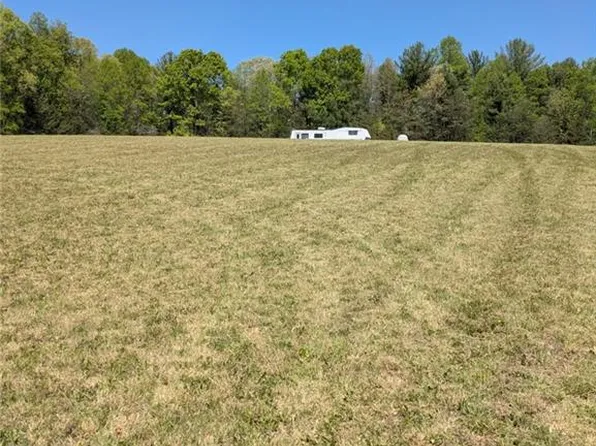 1287 Roaring Gap Rd, Thurmond, NC 28683