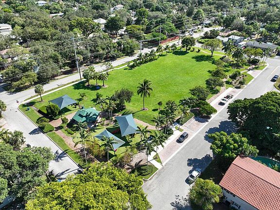 5th image of 913 Orange Isle #1-2