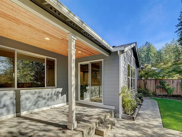 4240 Overlook Ct — Photo 21