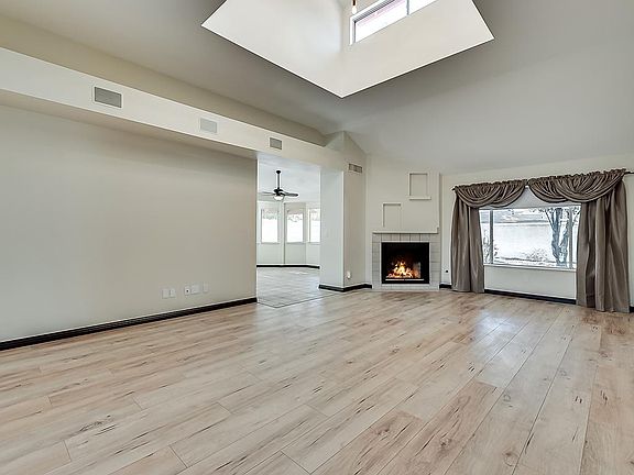 3rd image of 69 Chesney Dr