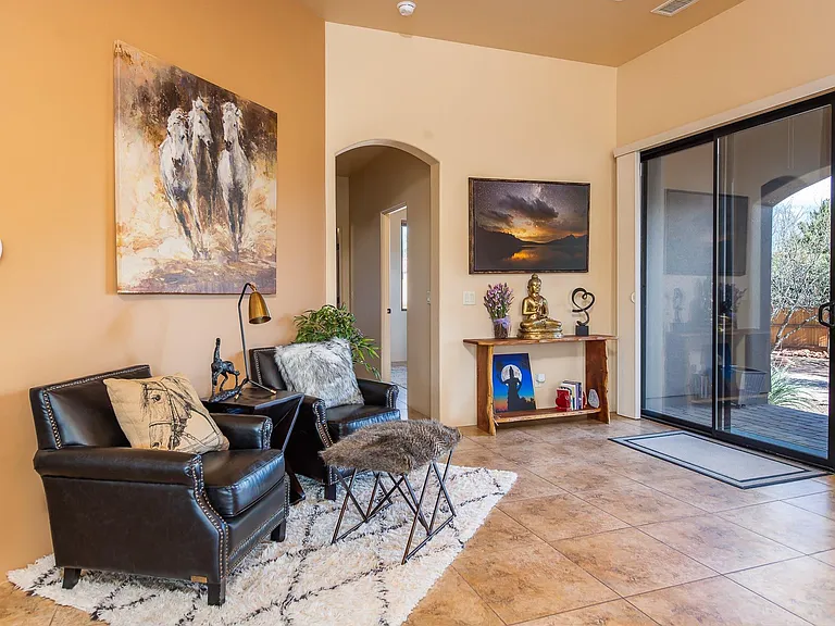 560 Rodeo Rd — Photo 19