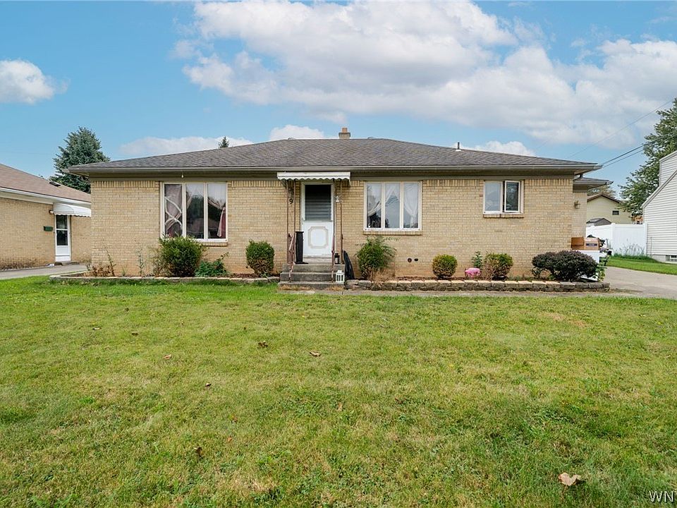 1st image of 9 Binner Rd