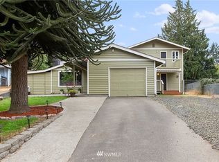 4354 Pioneer Pl SE, Pt Orchard, WA 98366