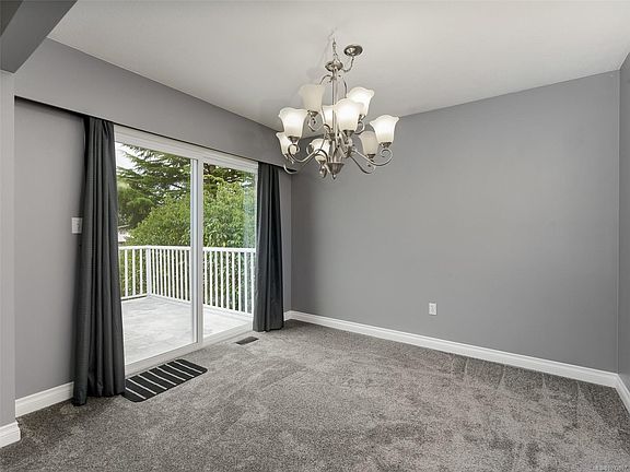 4th image of 817 Wren Pl