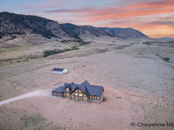16 Bucking Horse Ranch Trl, Laramie, WY 82070