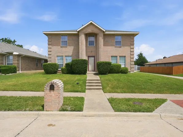 1308 Arbordale Ct, Lancaster, TX 75134