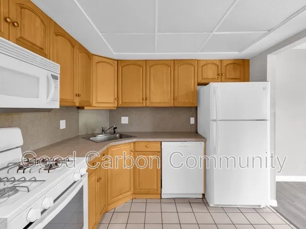 2697 Baseline Rd APT 206, Grand Island, NY 14072