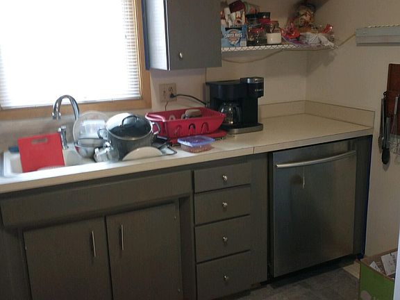 4th image of 2202 Furman Dr