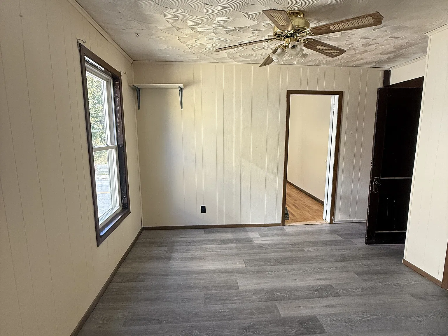 437 Willard Street - 2 — Photo 4