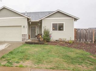 858 Rachel Ln, Molalla, OR 97038