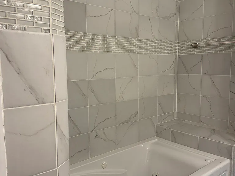4118 W Palmira Ave — Photo 24