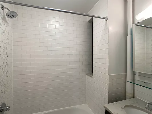 Rented by Tourma Realty LLC | media 23