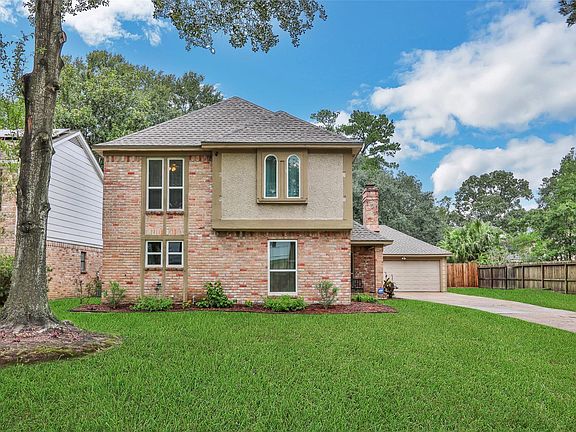3rd image of 19619 Hurst Wood Dr