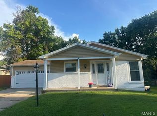 108 Mill Pond Dr, O'Fallon, MO 63366