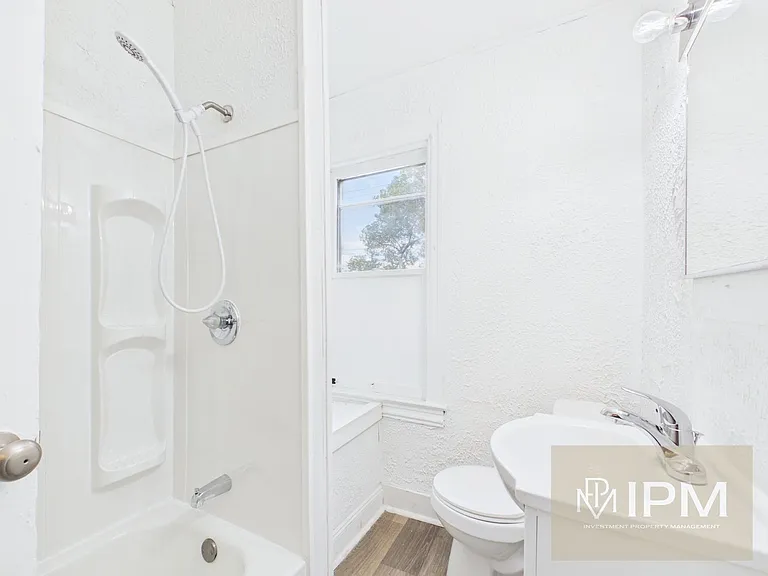 23 E South St — Photo 6