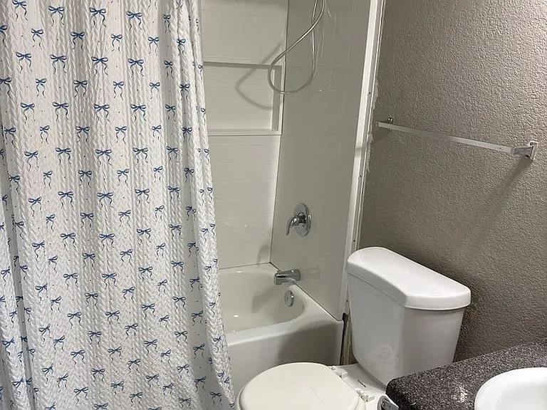 100 Kittrell St — Photo 5