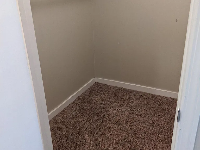 130 Brentwood Pl NE — Photo 13