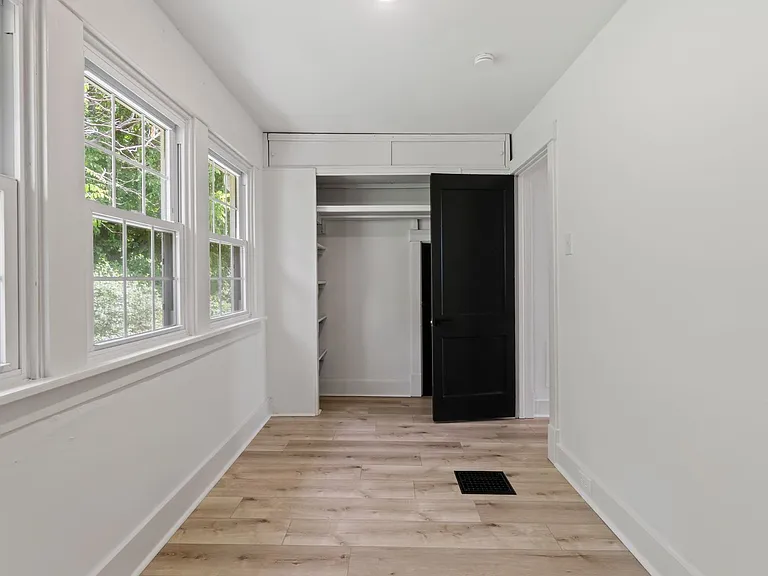 5614 Moore Ave — Photo 20
