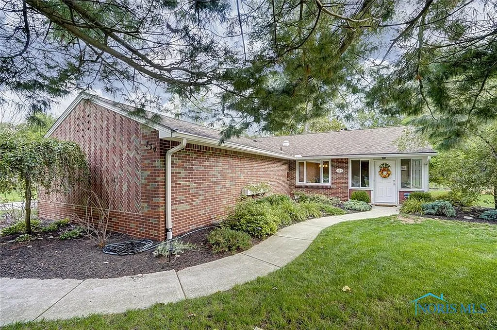 734 Sand Ridge Rd photo 1