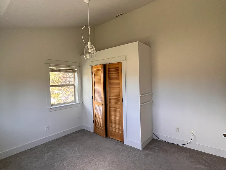 55219 Huntington Rd — Photo 20